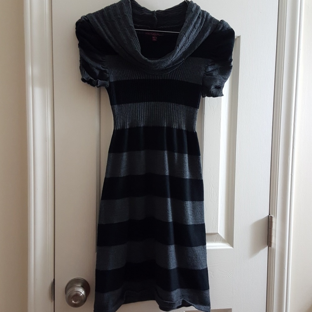 **Knit Dress**